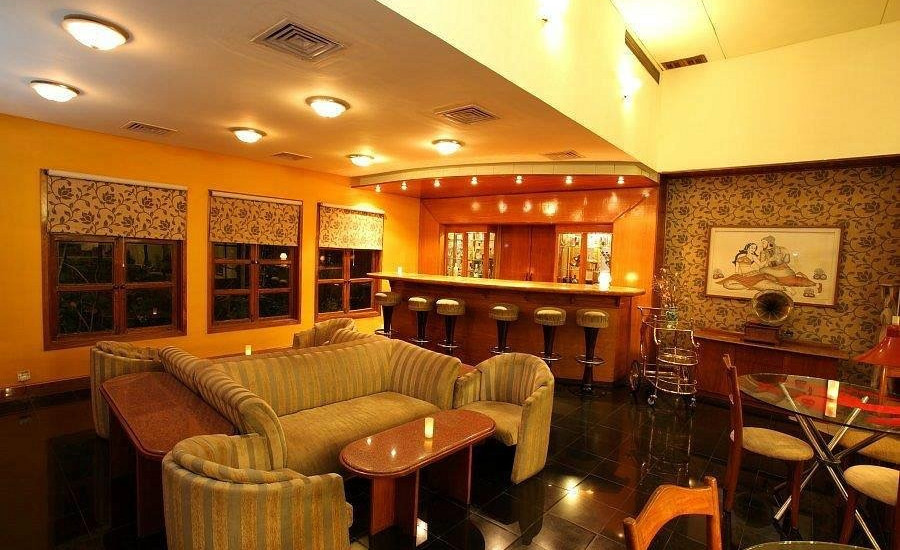Hotel Paras Mahal